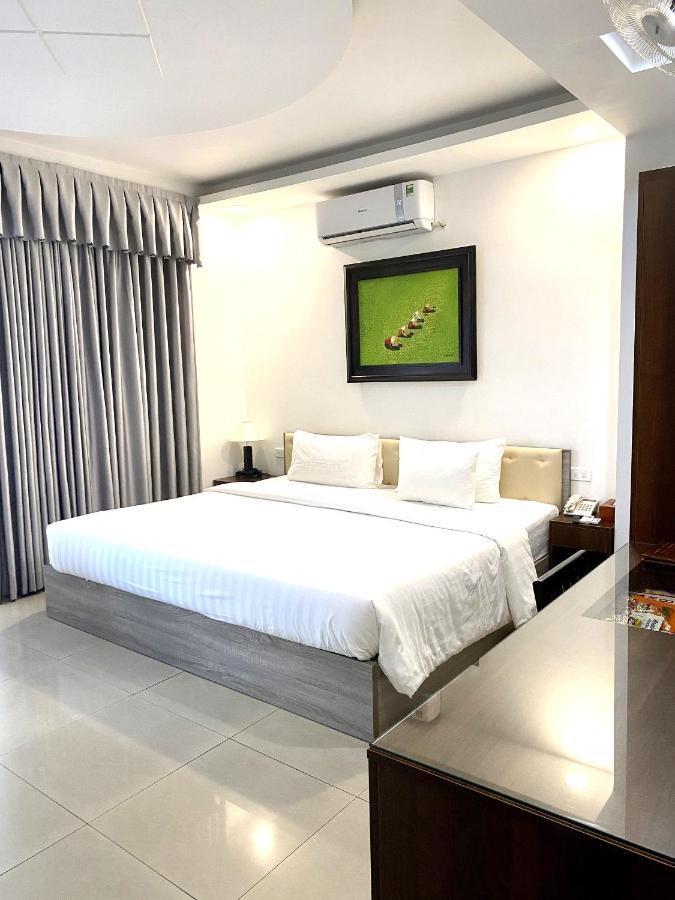ฮวงงัน โฮเทล แอนด์ สวีท - ใจกลางเมือง Hotel โฮจิมินห์ซิตี้ ภายนอก รูปภาพ