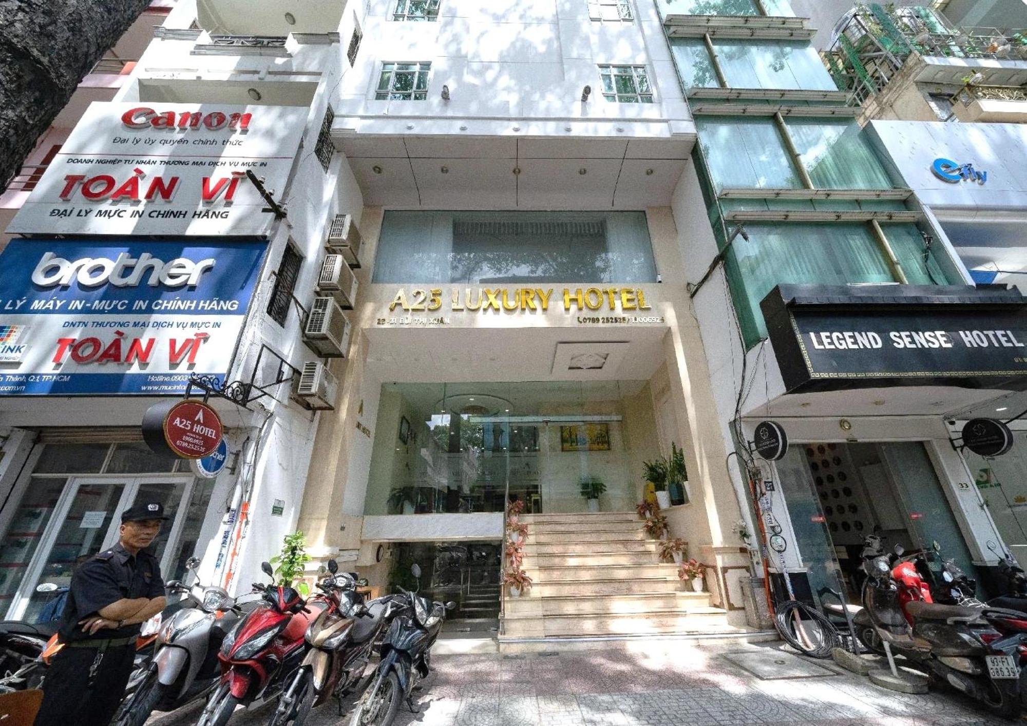 ฮวงงัน โฮเทล แอนด์ สวีท - ใจกลางเมือง Hotel โฮจิมินห์ซิตี้ ภายนอก รูปภาพ