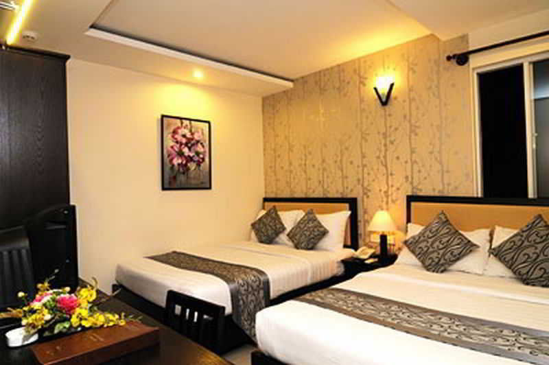 ฮวงงัน โฮเทล แอนด์ สวีท - ใจกลางเมือง Hotel โฮจิมินห์ซิตี้ ภายนอก รูปภาพ